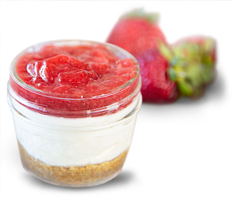 strawberry-cheesecake-jar_yum cakes for event, best cakes montreal, best cheesecake delivery west island montreal