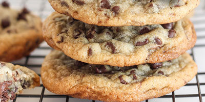 Nutella-Stuffed-Chocolate-Chip-Cookies-5